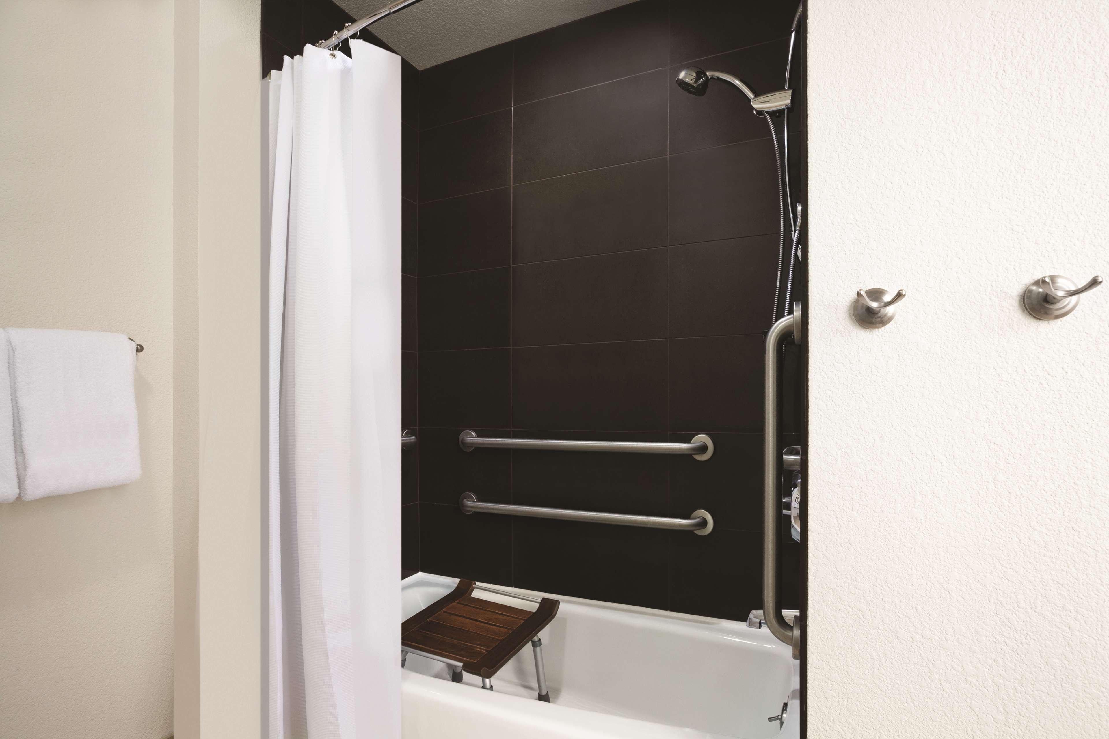 Hyatt House Pleasant Hill Otel Dış mekan fotoğraf